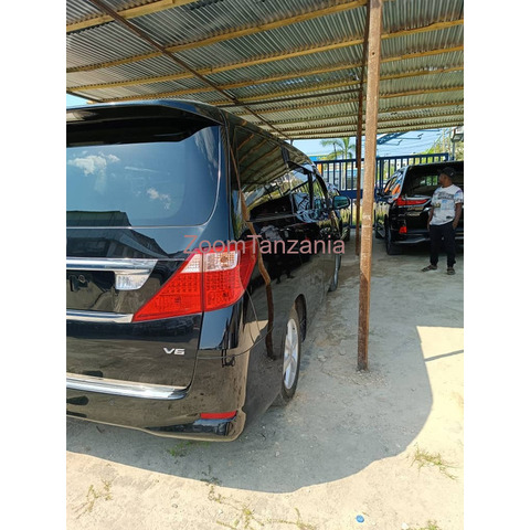 Toyota Alphard for sale model 2009 - 4/4