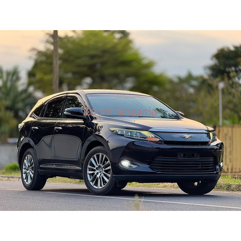 2014 TOYOTA HARRIER - 2/4