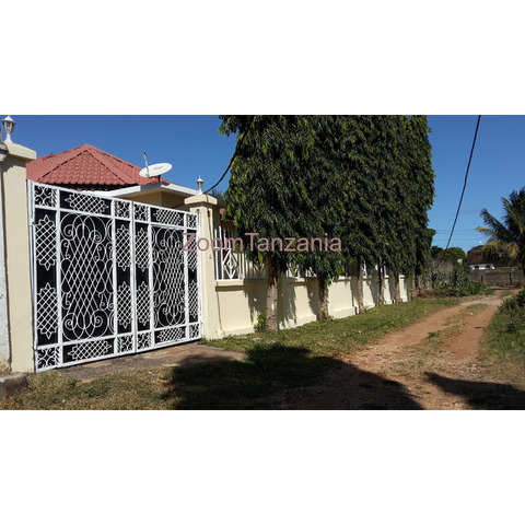 3 Bed House Self Contained for sale in Zanzibar - 1/4