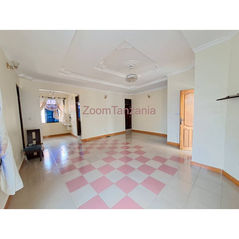 HOUSE FOR SALE GOBA NJIA NNE - 1/4