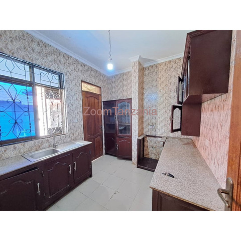 HOUSE FOR SALE GOBA NJIA NNE - 4/4