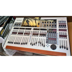 Behringer Wing S32 Mixer with Stage Box