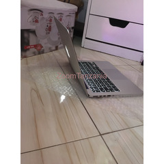 Apple MacBook Pro retina 2015 Core i5 Ram 8Gb SSD 256Gb