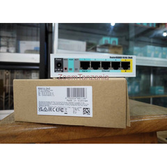 Mikrotik Router • RB951Ui-2HnD