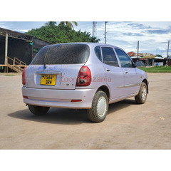 2002 Toyota Starlet - 3