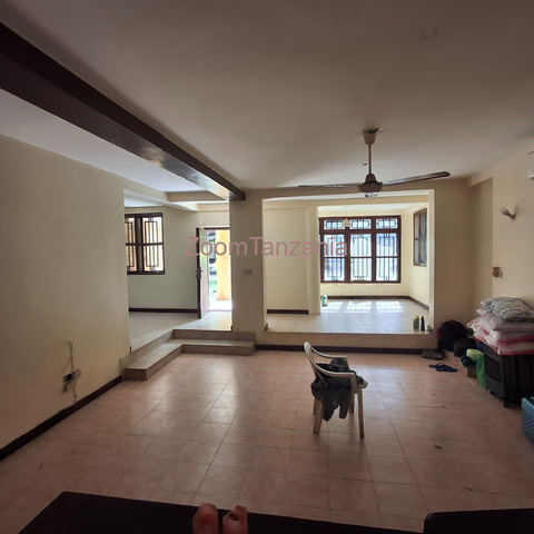 HOUSE FOR RENT MBEZIBEACH - 4/4