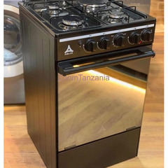 DELTA COOKER BUILT IN 3 GAS AND 1 ELECTRIC HOB