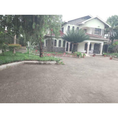 5BEDROOM HOUSE FOR RENT IN NJIRO,ARUSHA-TANZANIA - 2/4