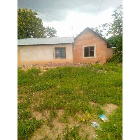 House for Sale/Plot - 2/3