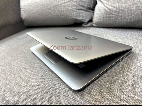 HP EliteBook 820 G3 - 2/6