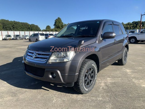 SUZUKI : ESCUDO 2011 - 3/6