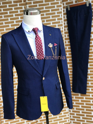 3 Pieces Men's Formal Suits Mario Casas Brand - 1/3