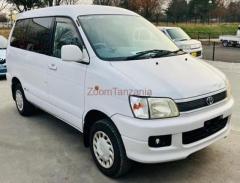 Toyota Liteace Noah (1998)