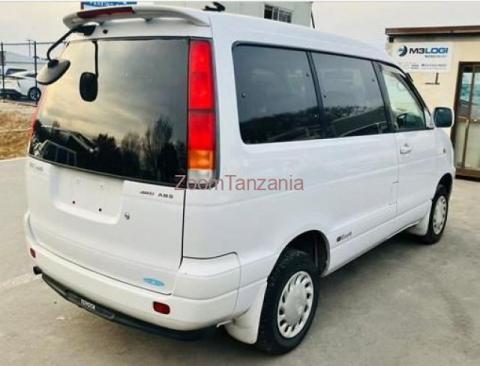 Toyota Liteace Noah (1998) - 6/6