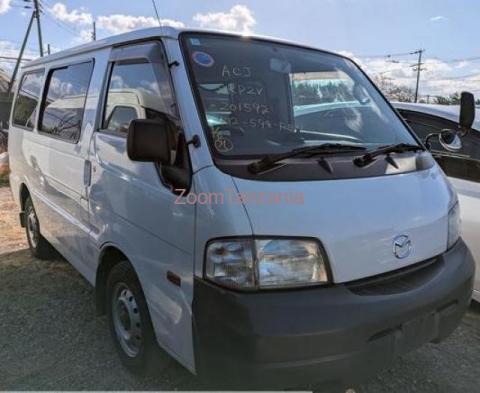 Mazda Bongo Van - 2/6