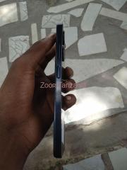 Infinix Hot30i