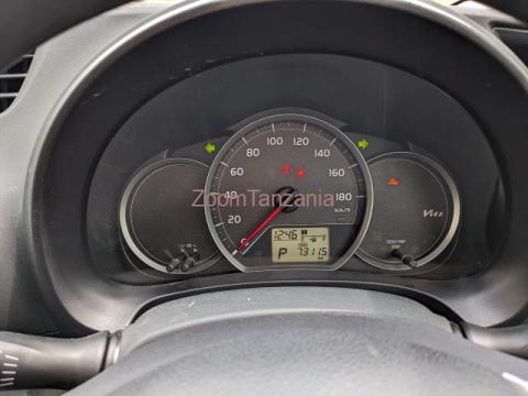 Toyota Vitz 2013 - 6/6