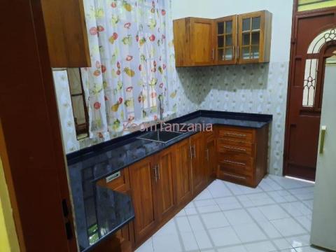 HOUSE FOR SALE AT LEGANGA AREA - 2/5