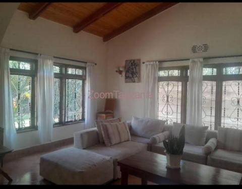 4BEDROOM HOUSE FOR RENT IN USA RIVER-ARUSHA, ARUSHA-TANZANIA - 1/4